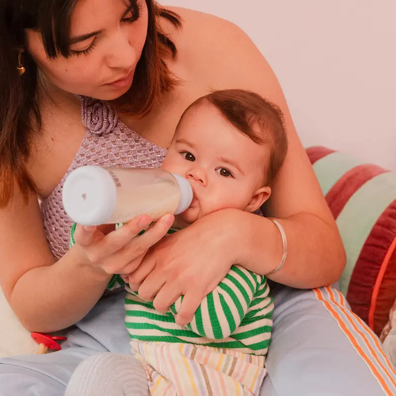BIBS - Bébé rond en verre et Siliconen à Flow Medium - 240 ml