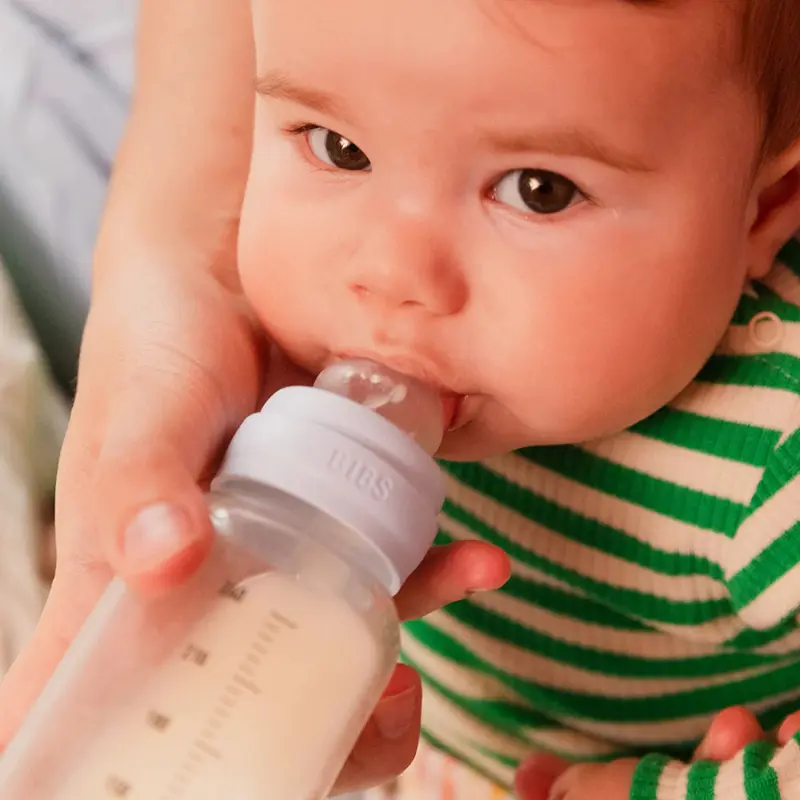 BIBS - Bébé rond en verre et Siliconen à Flow Medium - 240 ml