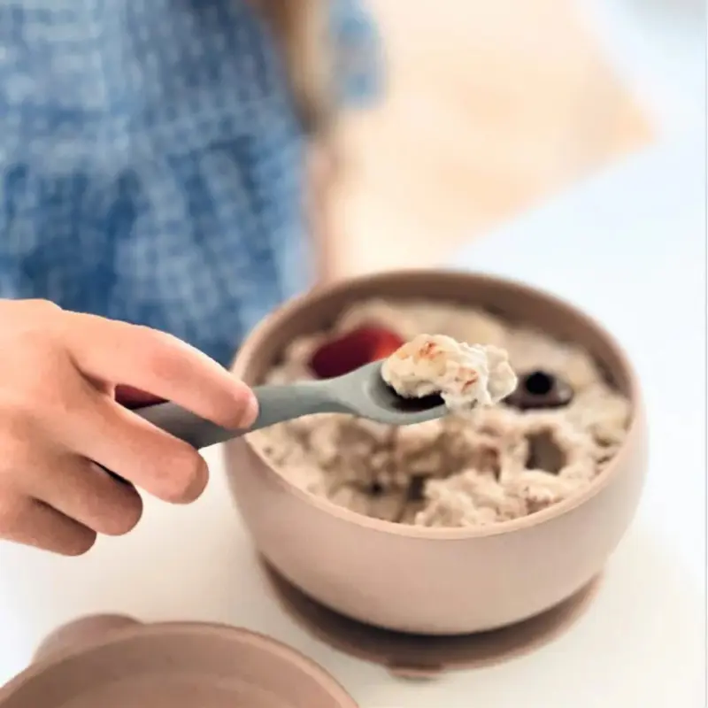 Bol avec Couvercle et Ventouse MINIKOIOI en Silicone – Beige