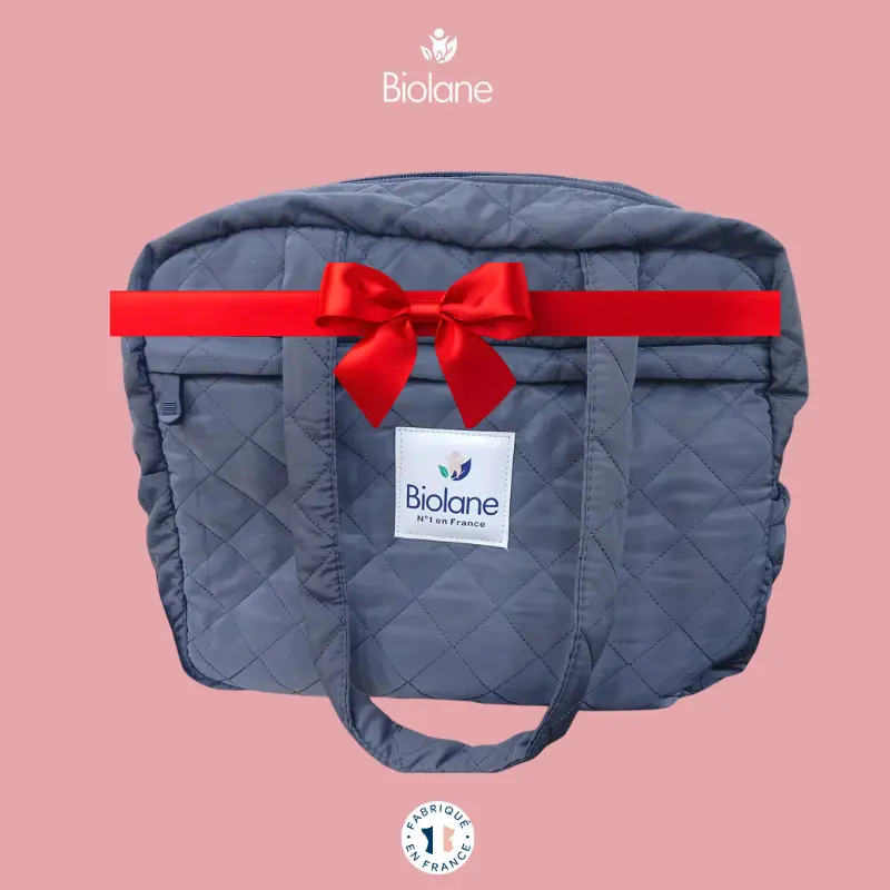 Coffret Naissance Biolane : 5 Produits de Soin et son Sac à Langer Matelassé OFFERT