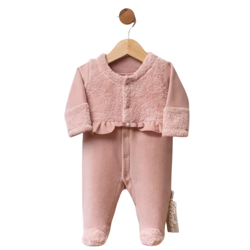 Grenouillère bébé en polaire taupe avec volant et finitions en moumoute