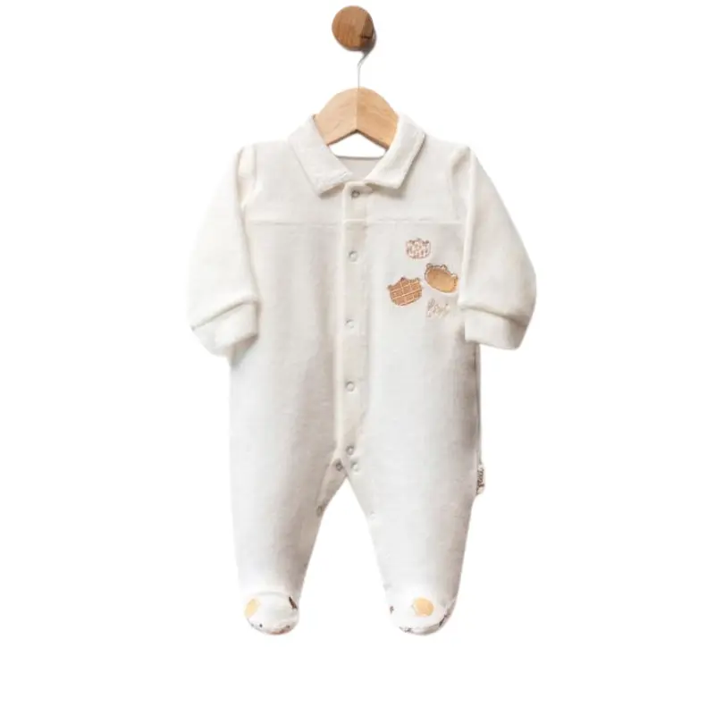 Grenouillère bébé en velours avec broderies d’oursons et détails dorés