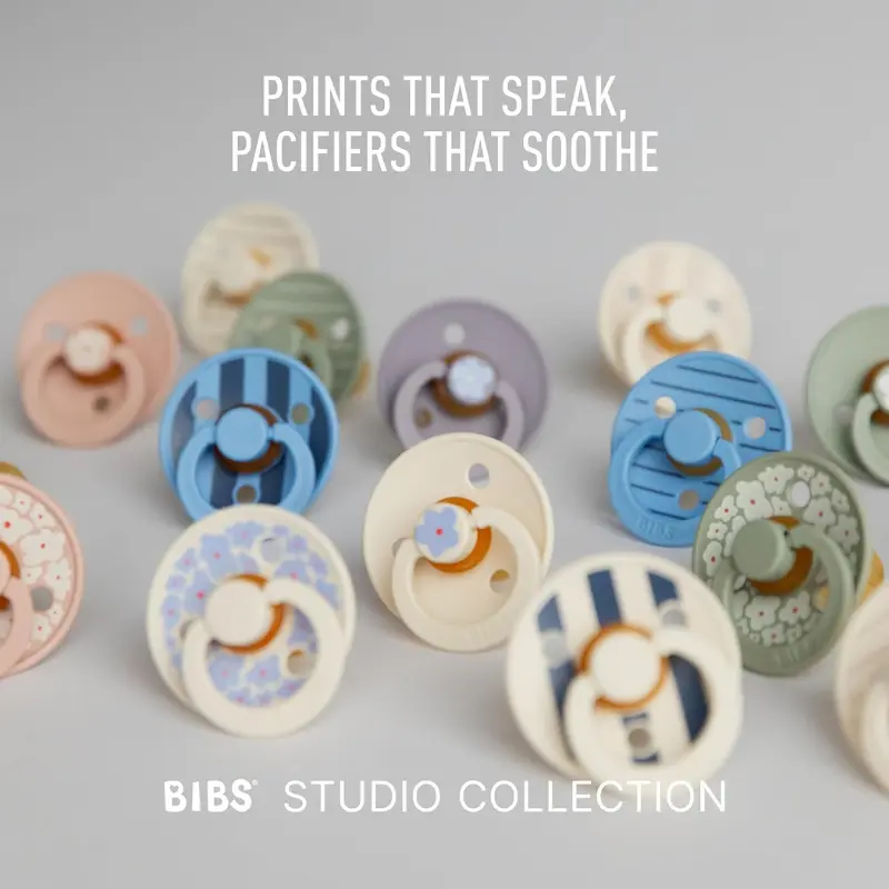 Sucettes Bibs Colour Studio Lot de 2 – Tétine ronde, Latex Naturel, Sans BPA – Bleu Acier, Ivoire - Pin