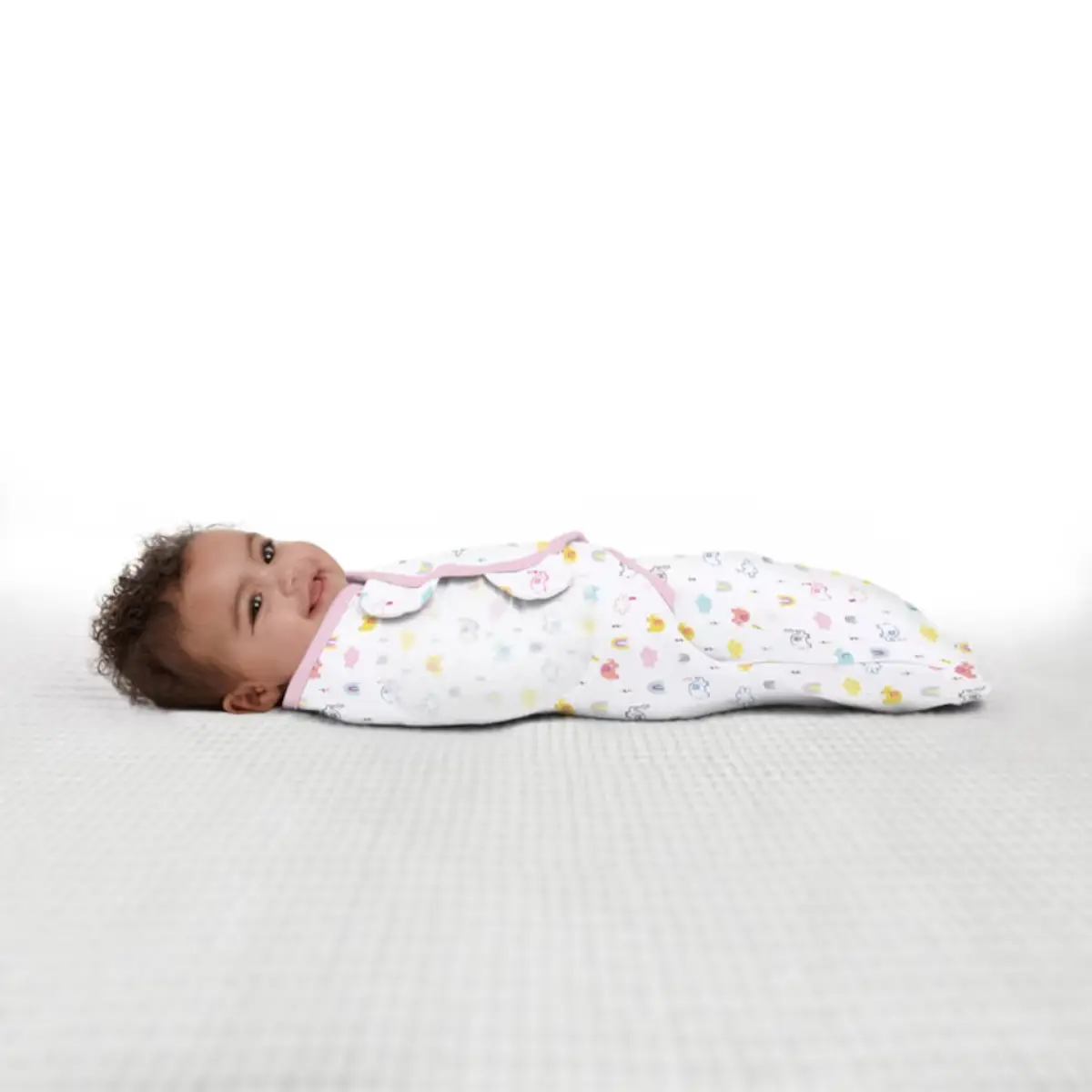 SwaddleMe emmaillotage original – Éléphants - Arc-en-ciel