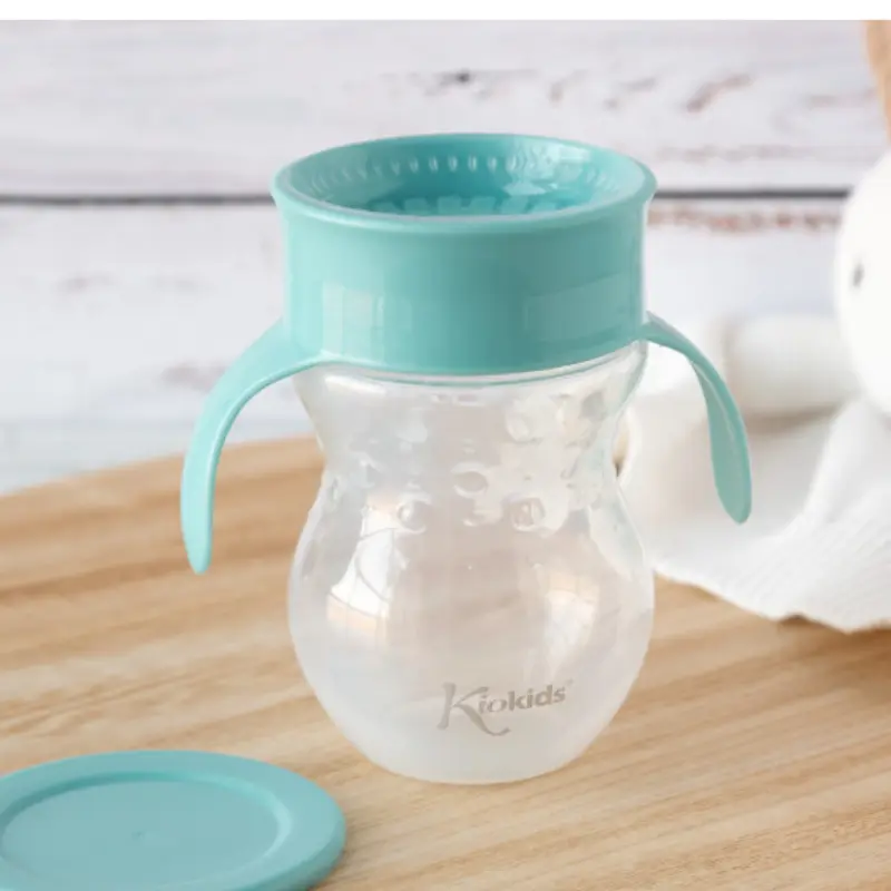 Tasse Step 3 avec poignée 360° Kiokids